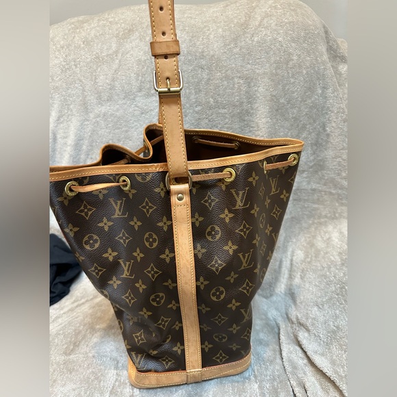 Noé Louis Vuitton bag - Picture 6 of 11